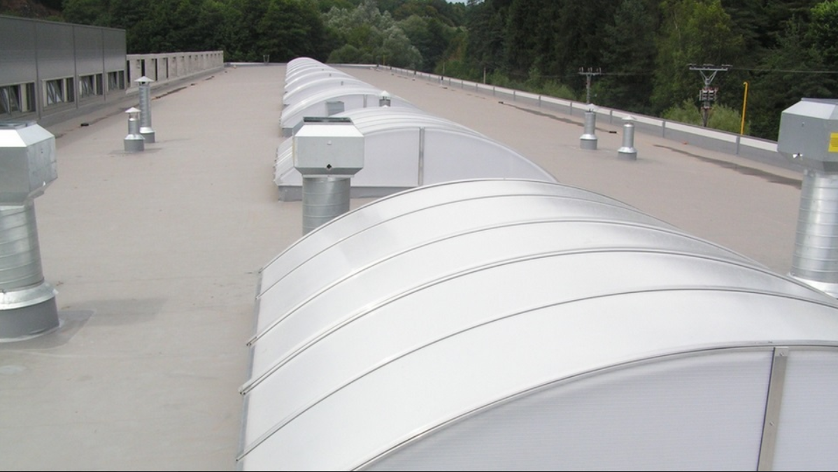 Zvažujete rekonstrukci průmyslové haly?